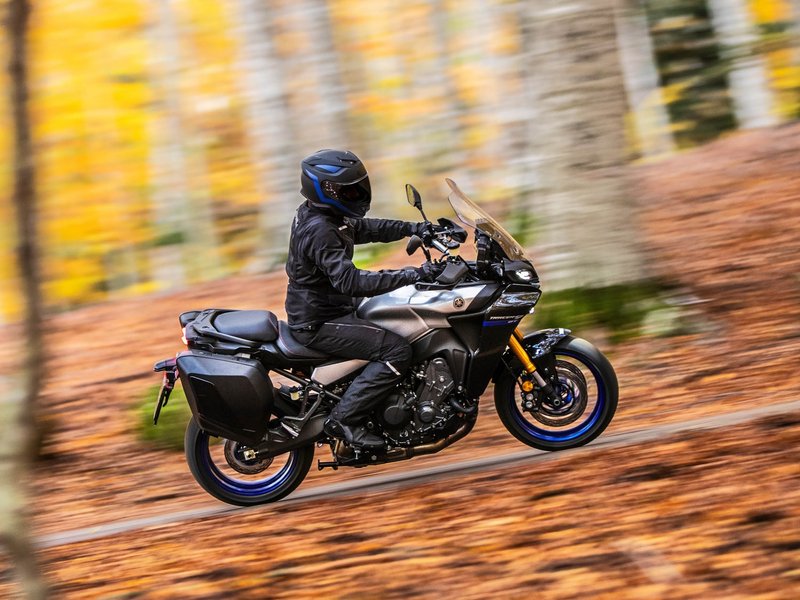 zweiradfahren-im-herbst.jpg Bild zweiradfahren-im-herbst.jpg